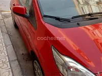 Usado Ford Ka 69 CV (50 kW) 2014 Rojo Berlina