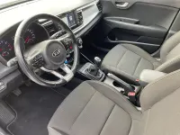 Usado Kia Rio 100 CV (73 kW) 2020 Blanco Berlina