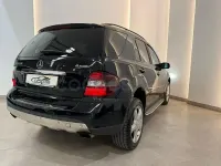 Usado Mercedes ML320 224 CV (164 kW) 2008 Azul SUV