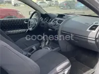 Usado Renault Mégane II Extreme 105 CV (77 kW) 2007 Gris / plata Berlina