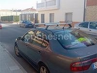 Usado Seat Toledo Sport 110 CV (80 kW) 2002 Gris / plata Berlina