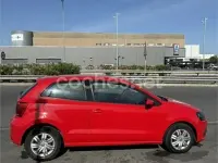 Usado VW Polo Edition 75 CV (55 kW) 2014 Rojo Berlina