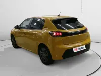 Usado Peugeot 208 Style 102 CV (75 kW) 2021 Amarillo Utilitario