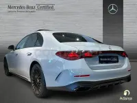 Usado Mercedes E220 197 CV (144 kW) 2025 Gris / plata Berlina