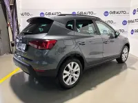 Usado Seat Arona Reference 95 CV (69 kW) 2017 Gris / plata SUV