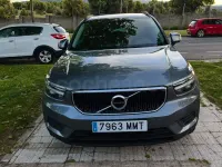 Usado Volvo XC40 Momentum 150 CV (110 kW) 2018 Gris / plata SUV