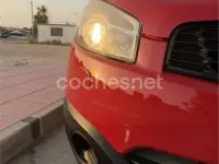 Usado Nissan Qashqai Tekna 140 CV (102 kW) 2013 Rojo SUV