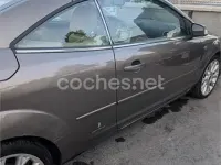Usado Ford Focus Cabriolet Titanium 136 CV (100 kW) 2007 Marrón Descapotable