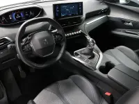 Usado Peugeot 3008 Allure 130 CV (95 kW) 2024 Blanco SUV