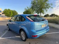 Usado Ford Focus Trend 100 CV (73 kW) 2012 Azul Berlina