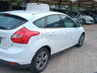 Usado Ford Focus 115 CV (84 kW) 2014 Blanco Berlina