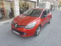Usado Renault Clio IV Dynamique 90 CV (66 kW) 2013 Rojo Berlina