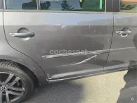 Usado VW Touran Highline 140 CV (102 kW) 2006 Gris / plata Monovolumen