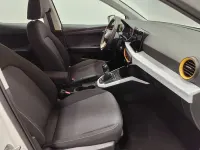 Usado Seat Arona Style 115 CV (84 kW) 2025 Blanco SUV