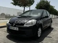 Usado Renault Clio II Expression 75 CV (55 kW) 2006 Negro Berlina