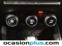 Usado Renault Clio Zen 131 CV (96 kW) 2020 Naranja Utilitario