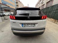 Usado Peugeot 3008 Allure 130 CV (95 kW) 2019 Blanco SUV