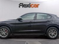 Usado Alfa Romeo Stelvio Sprint 190 CV (139 kW) 2022 Negro SUV