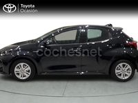 Usado Toyota Yaris Hybrid Active 116 CV (85 kW) 2021 Negro Berlina