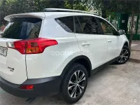 Usado Toyota RAV4 Advance 124 CV (91 kW) 2014 Blanco SUV