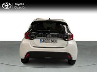 Usado Toyota Yaris Hybrid Active 116 CV (85 kW) 2025 Blanco Berlina