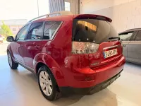 Usado Mitsubishi Outlander Intense+ 140 CV (102 kW) 2009 Granate SUV