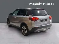 Usado Suzuki Vitara GLX 129 CV (94 kW) 2023 Gris SUV