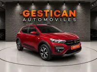 Usado Dacia Sandero Comfort 91 CV (66 kW) 2023 Rojo Utilitario