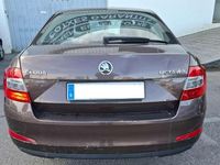 Usado Skoda Octavia Active 105 CV (77 kW) 2014 Marrón Utilitario