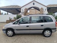 Usado Opel Zafira Comfort 100 CV (73 kW) 2001 Gris / plata Monovolumen