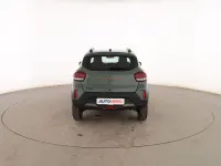 Usado Dacia Spring Extreme 47 kW (65 CV) 2023 Verde Utilitario