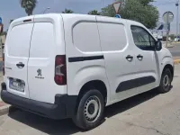 Usado Peugeot Partner 76 CV (55 kW) 2020 Blanco Monovolumen
