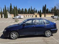 Usado Seat Cordoba Stella 90 CV (66 kW) 2000 Azul Berlina
