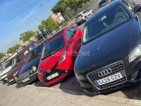 Usado Audi A4 136 CV (100 kW) 2010 Negro Berlina
