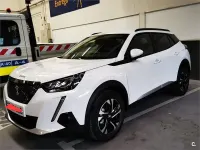 Usado Peugeot 2008 Allure 100 CV (73 kW) 2020 Blanco SUV