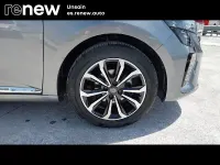 Usado Renault Clio V Techno 100 CV (73 kW) 2025 Gris Berlina
