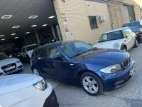 Usado BMW 116 Comfort Edition 143 CV (105 kW) 2010 Azul Utilitario
