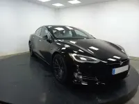 Begagnad Tesla Model S 503 kW (685 HK) 2019 Svart Halvkombi