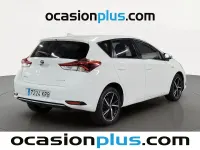Usado Toyota Auris Hybrid Edition 136 CV (100 kW) 2018 Blanco
