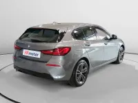 Begagnad BMW 118 Comfort Edition 136 HK (100 kW) 2023 Grå Halvkombi