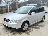 Usado VW Touran Advance 100 CV (73 kW) 2004 Gris / plata Monovolumen
