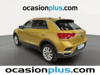 Usado VW T-Roc Advance 150 CV (110 kW) 2021 Oro SUV
