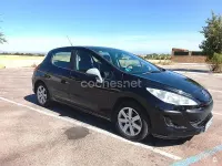 Usado Peugeot 308 120 CV (88 kW) 2008 Negro Berlina