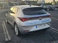 Usado Seat Leon Style 110 CV (80 kW) 2021 Gris / plata Berlina