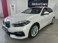 Usado BMW 118 Comfort Edition 140 CV (102 kW) 2020 Blanco Utilitario