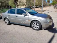 Usado Opel Vectra Essentia 122 CV (89 kW) 2004 Beige Berlina