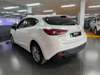 Usado Mazda 3 Style 150 CV (110 kW) 2014 Blanco Utilitario