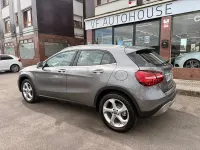 Usado Mercedes GLA180 122 CV (89 kW) 2019 Gris / plata SUV