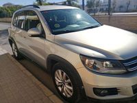 Usado VW Tiguan 110 CV (80 kW) 2015 Gris SUV