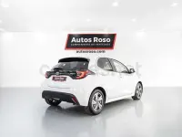 Usado Toyota Yaris 125 CV (91 kW) 2024 Blanco Utilitario
